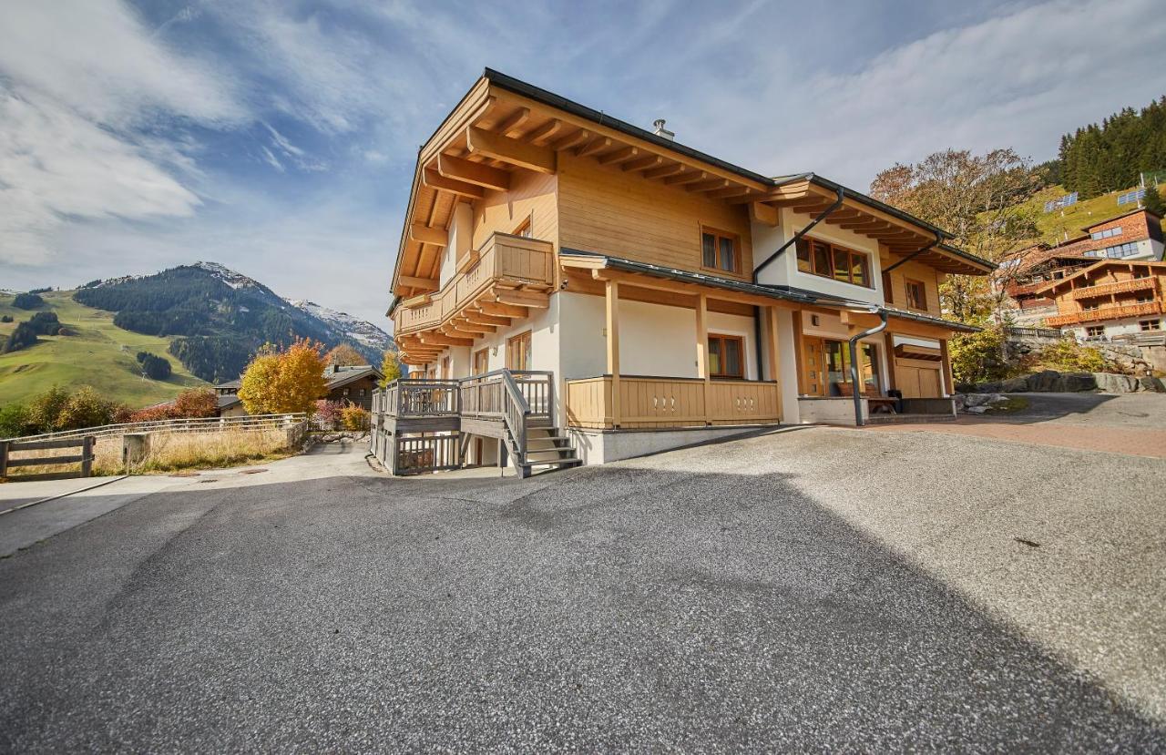 Appartements Hollandia Saalbach-Hinterglemm Bagian luar foto
