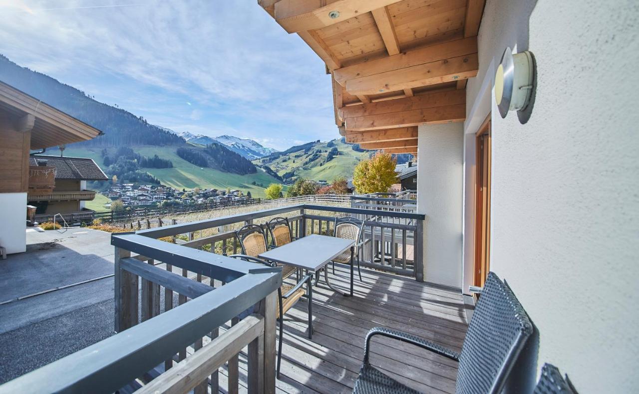 Appartements Hollandia Saalbach-Hinterglemm Bagian luar foto