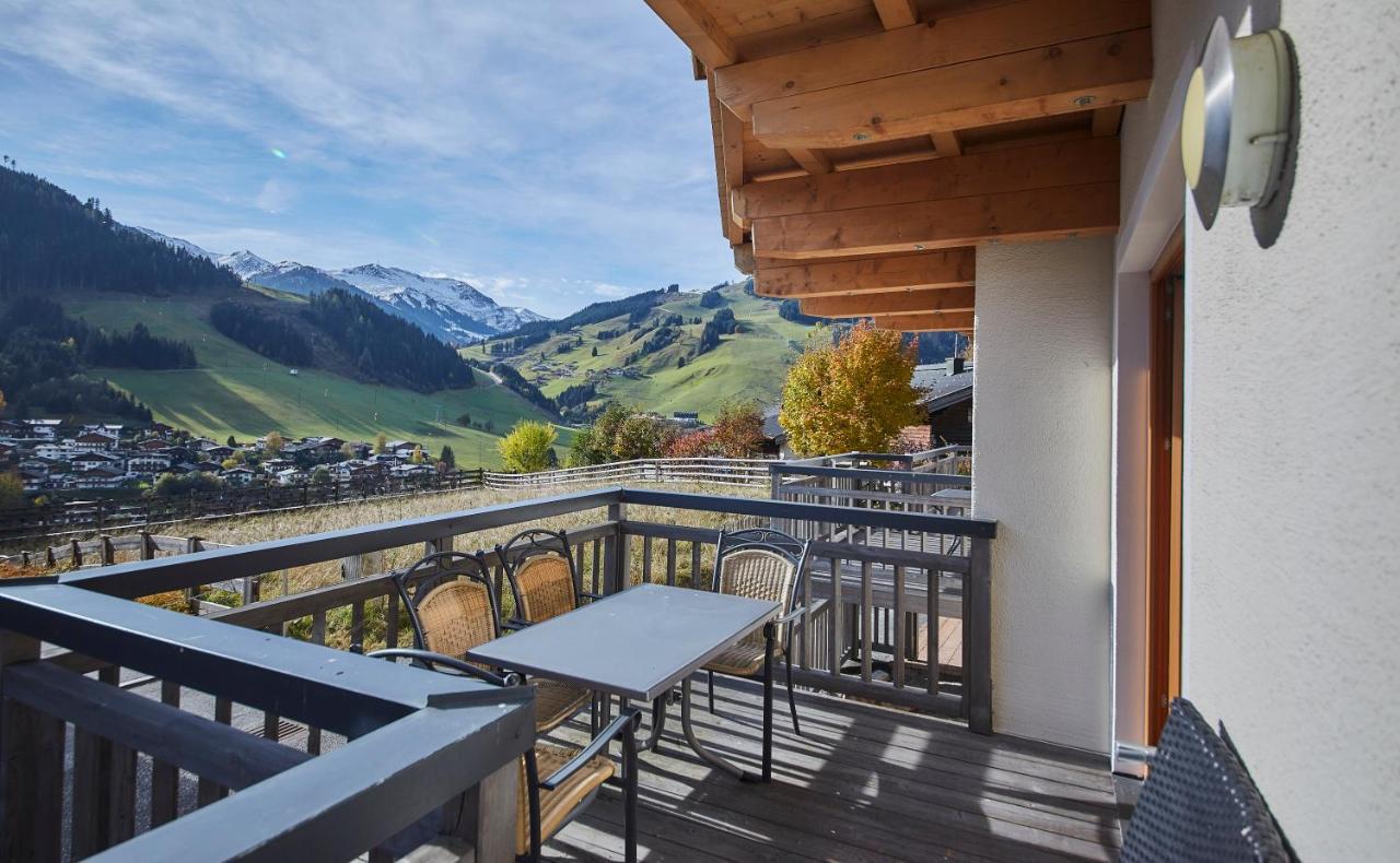 Appartements Hollandia Saalbach-Hinterglemm Bagian luar foto