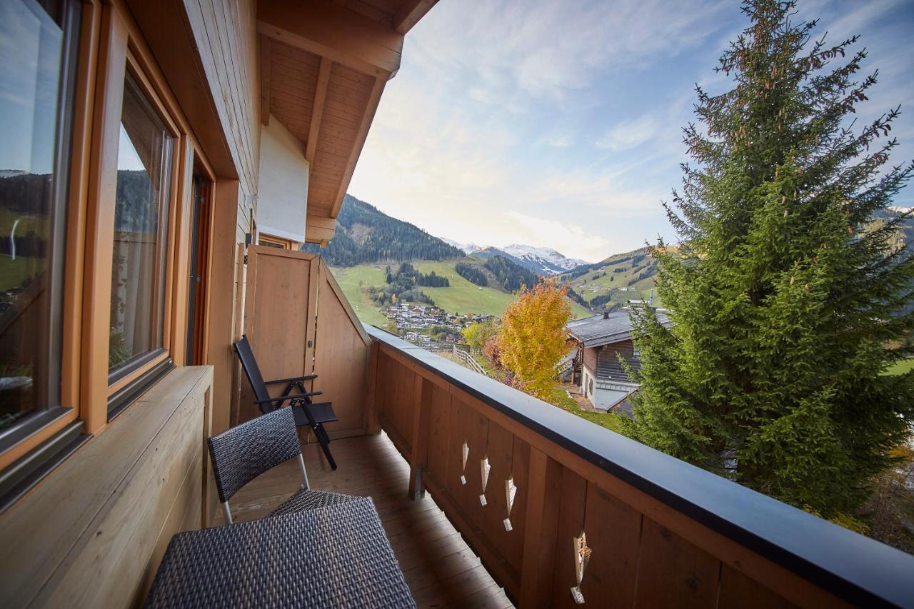 Appartements Hollandia Saalbach-Hinterglemm Bagian luar foto