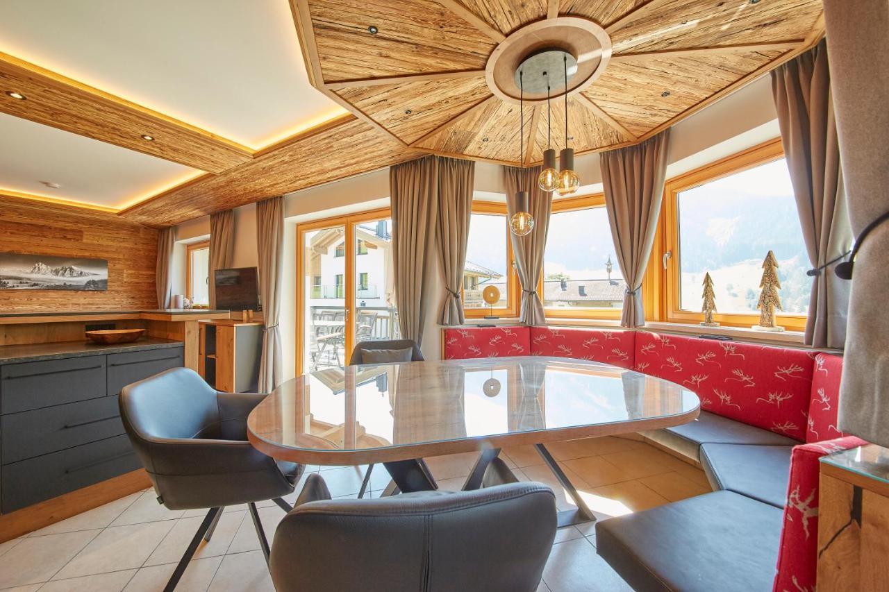 Appartements Hollandia Saalbach-Hinterglemm Bagian luar foto