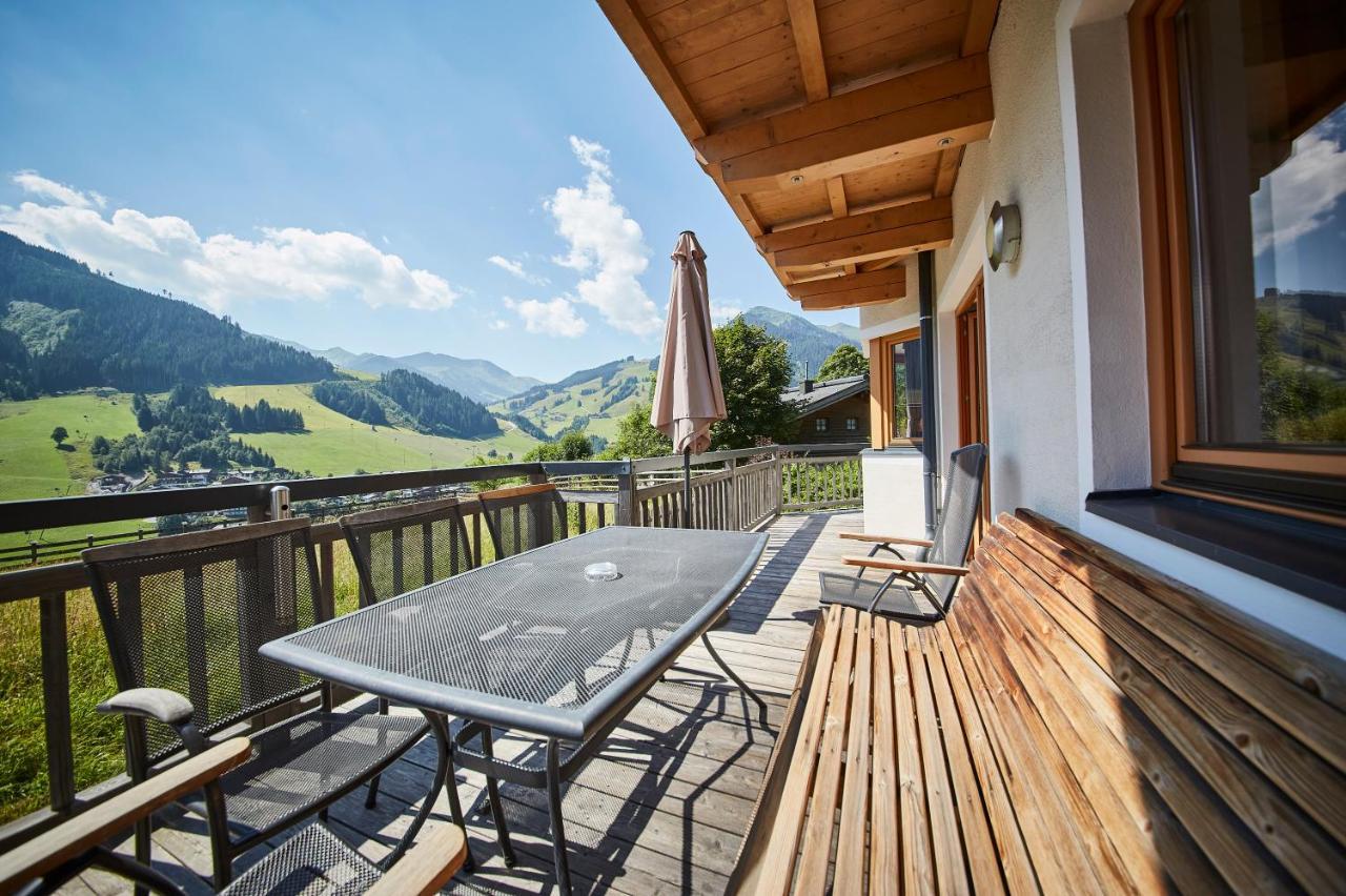 Appartements Hollandia Saalbach-Hinterglemm Bagian luar foto